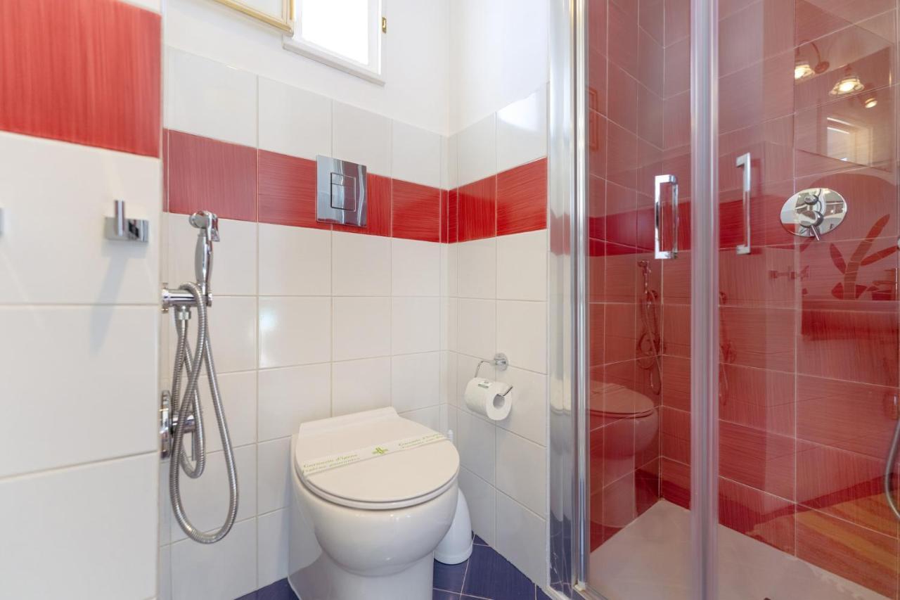 Ferienwohnung Torretta Corricella- Torretta Procida Exterior foto